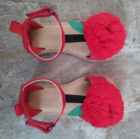 old navy pom pom sandals
